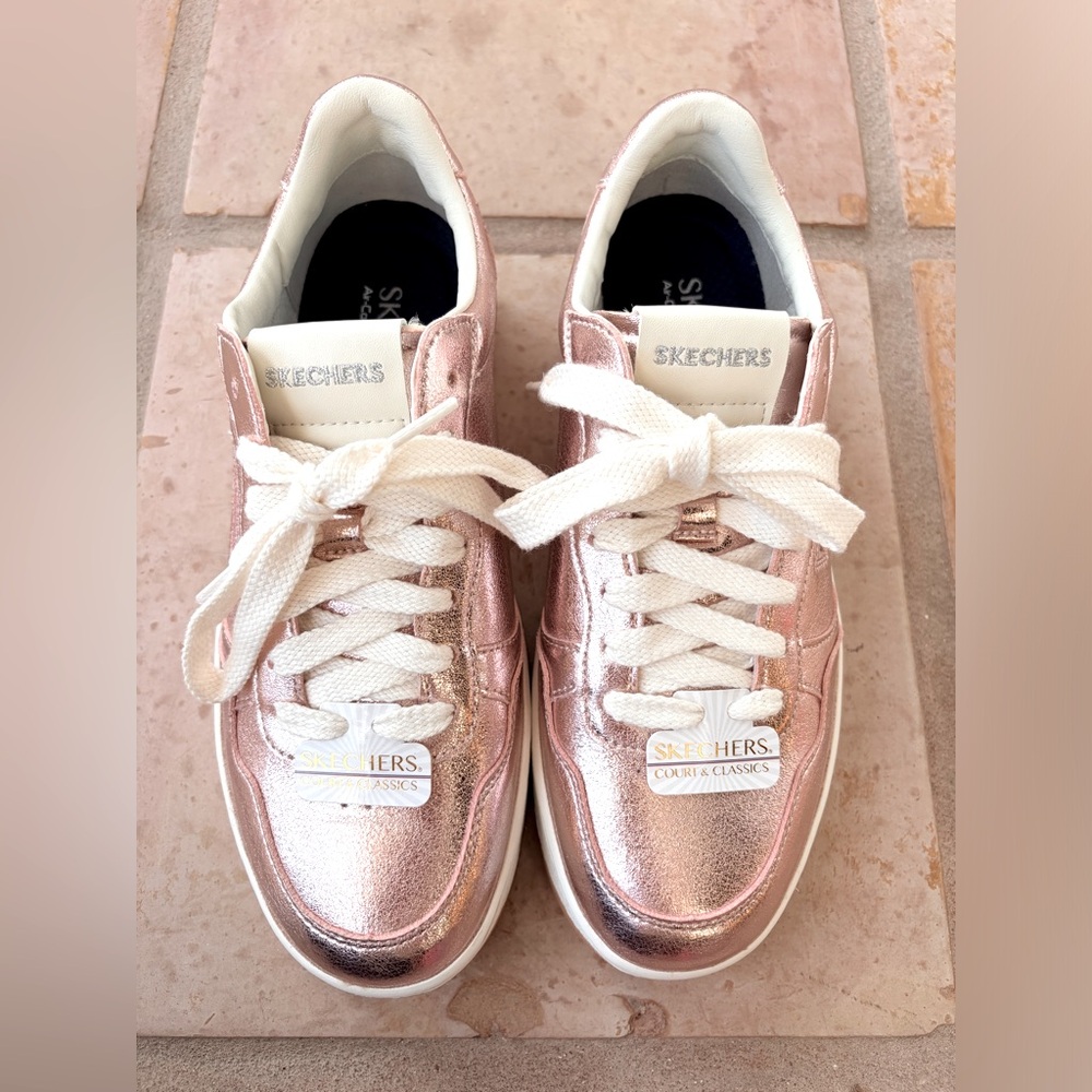 Skechers Women's Sport Court 2.0-Much Metallic Sneaker Sz 8 Rose Gold / Pink New